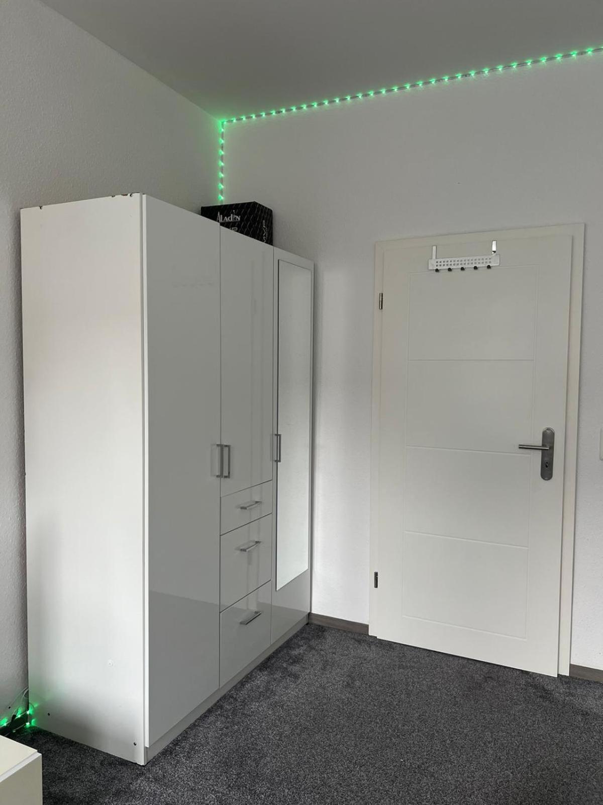 Moderne Und Helle Ferienwohnung Im Herzen Der Stadt Dortmund Exteriör bild